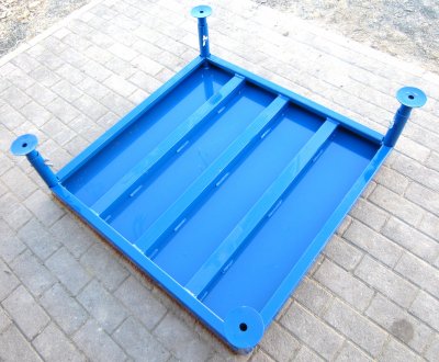 Zirkuspodest eckig 1x1 m, h�henverstellbar