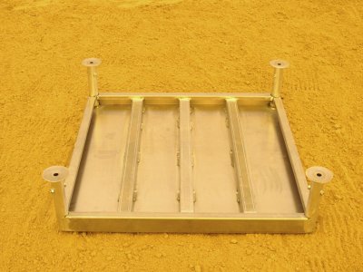 Zirkuspodest eckig 1x1 m, h�henverstellbar
